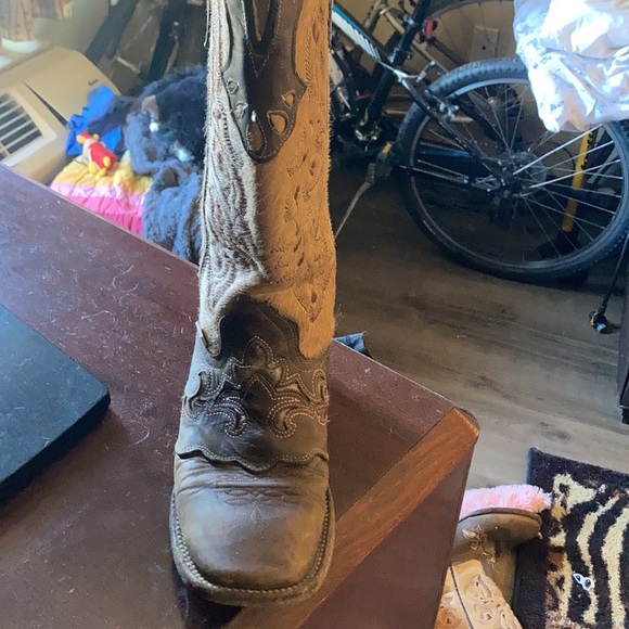 Size7 women’s boots - Picture 2 of 2